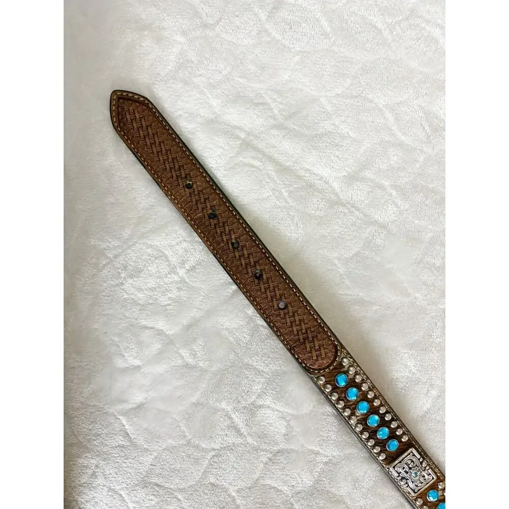 Nocona material conchos